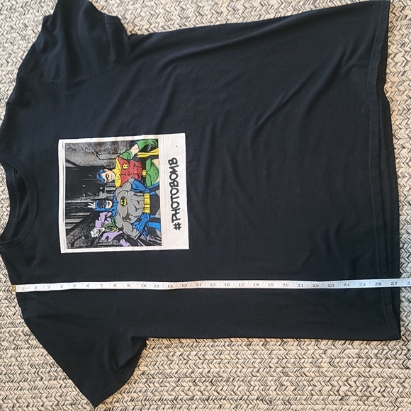 DC 📸 Photobomb - Picture 2 of 5